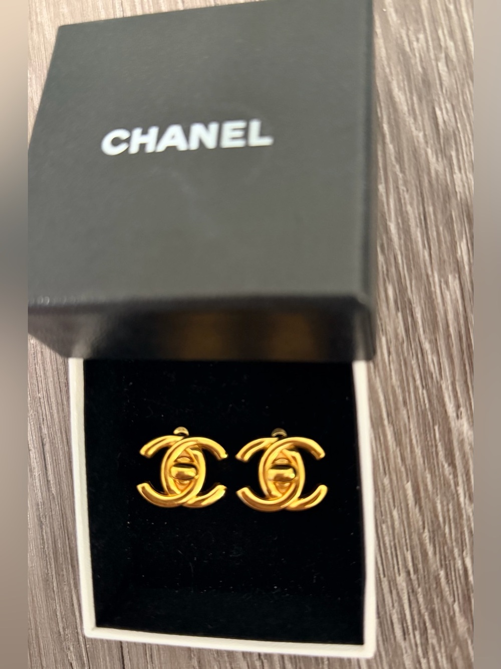 Rare 1997P Chanel Large CC Turn Lock Clip-On Earrings with Original Box